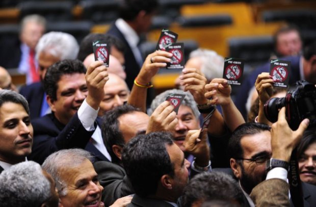 PEC do Trabalho Escravo é aprovada no Senado