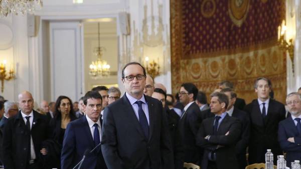 Francois-Hollande-Ministerio-Interior-AFP_CLAIMA20150109_0080_27