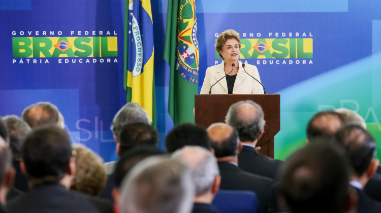 Brasília - DF, 17/03/2016. Presidenta Dilma Rousseff durante cerimônia de posse dos novos Ministros de Estado Chefe da Casa Civil, Luiz Inácio Lula da Silva; da Justiça, Eugênio Aragão; da Secretaria de Aviação Civil, Mauro Lopes e do Chefe de Gabinete Pessoal da Presidenta da República, Jaques Wagner. Foto: Roberto Stuckert Filho/PR