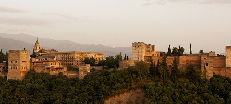 alhambra-906279_960_720