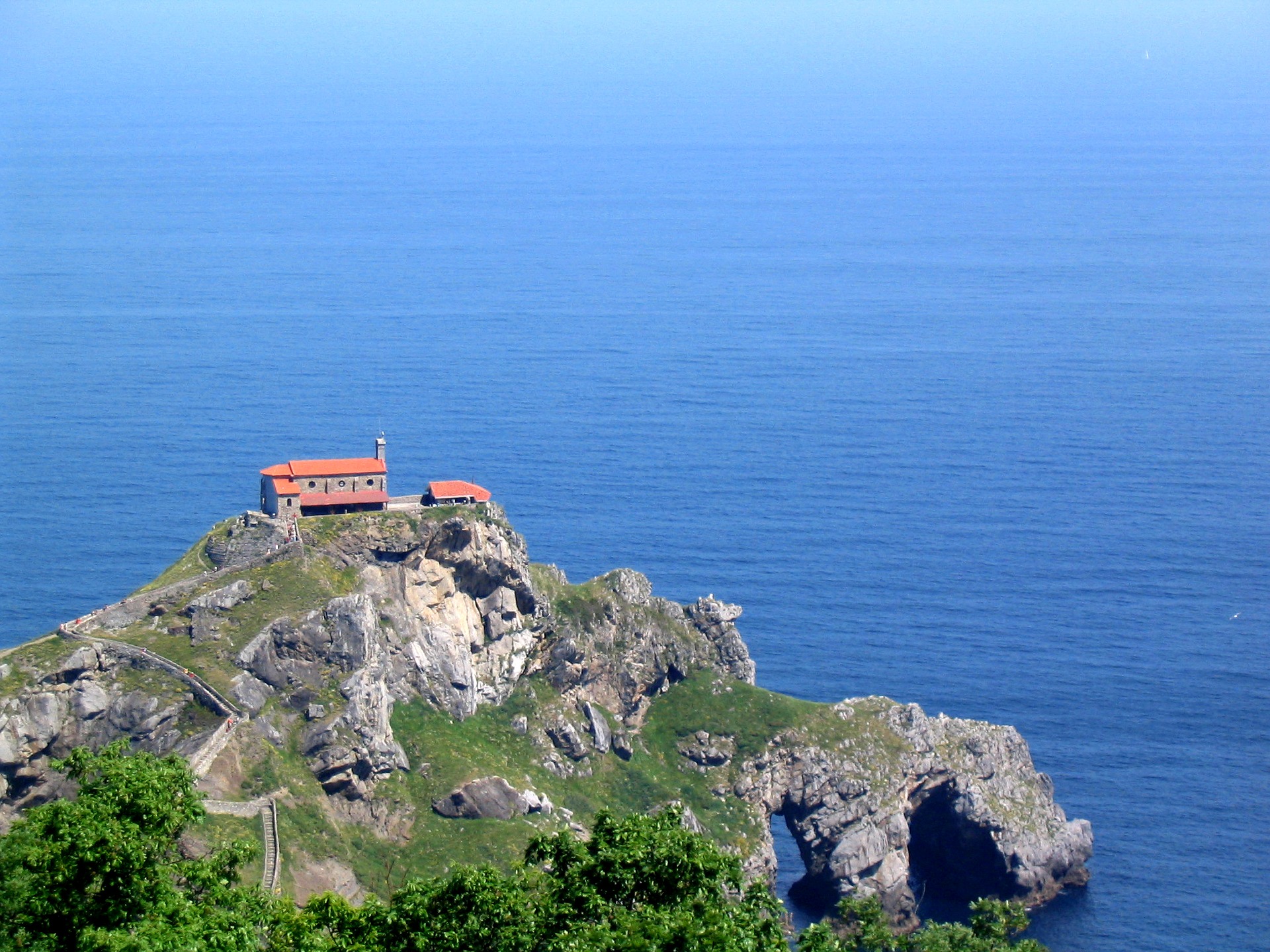 gaztelugatxe-1731732_1920